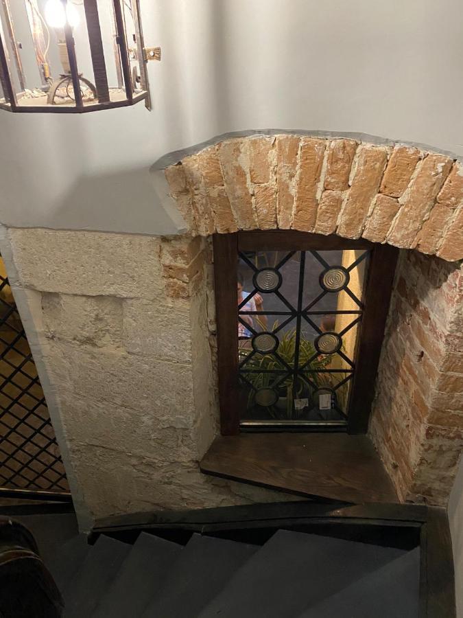 Квартира У Львові На Вулиці Лесі Українки 19 מראה חיצוני תמונה